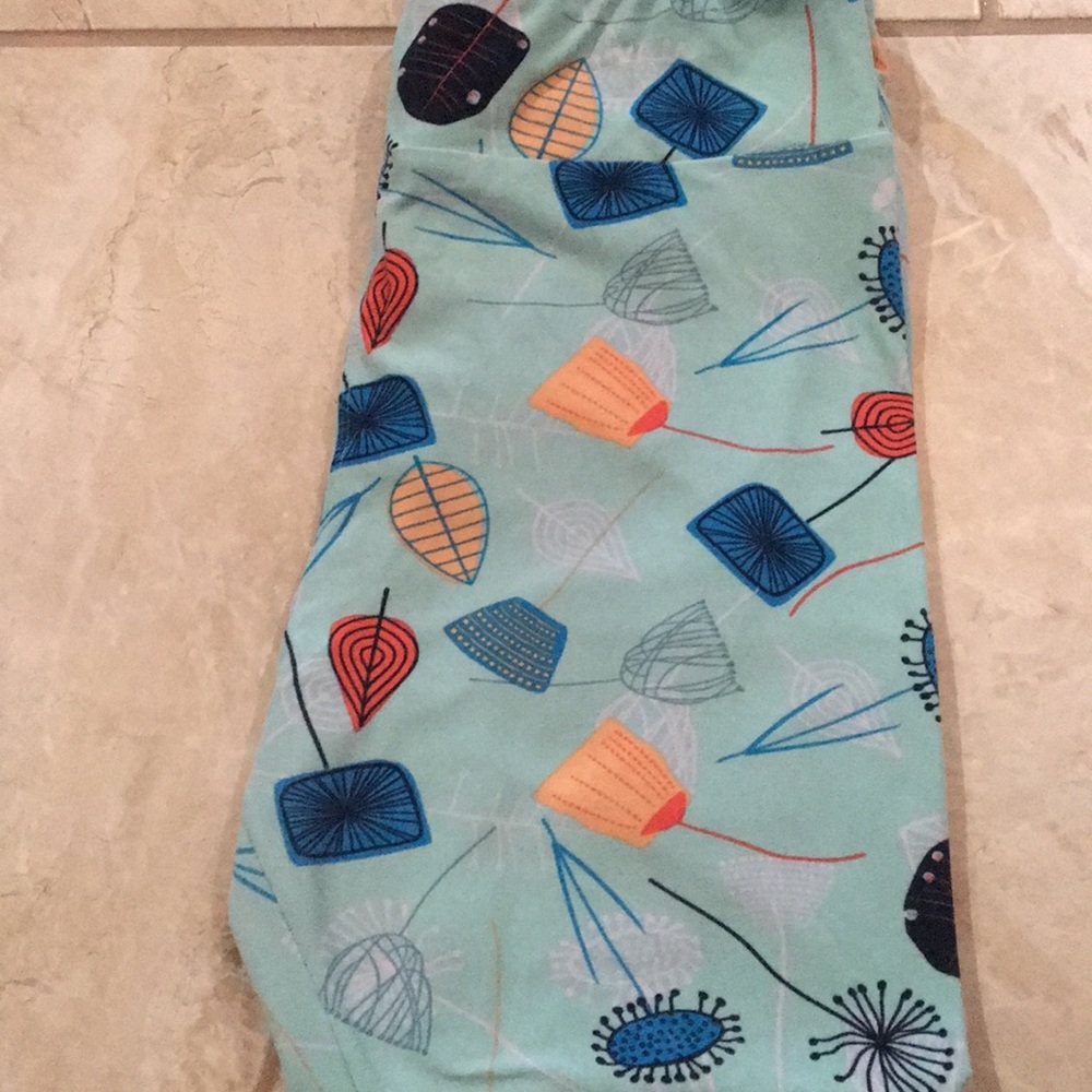 LuLaRoe TC EUC leggings